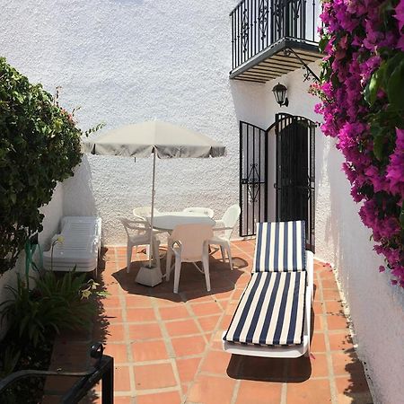 Villa Pinos 20 Menyber Nerja Esterno foto