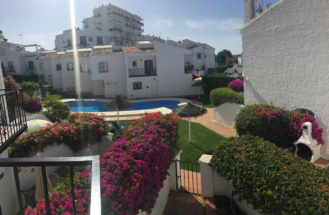 Villa Pinos 20 Menyber Nerja Esterno foto